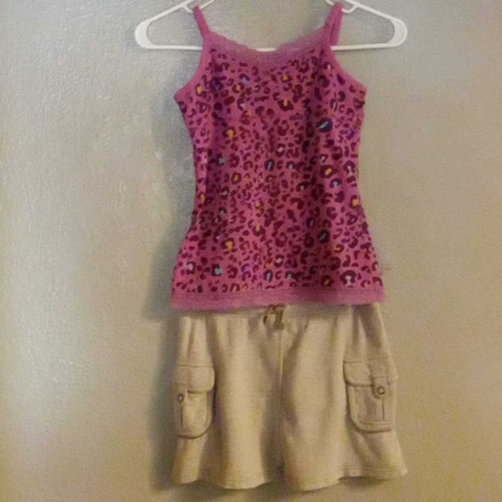 Girl's leopard summer outfit